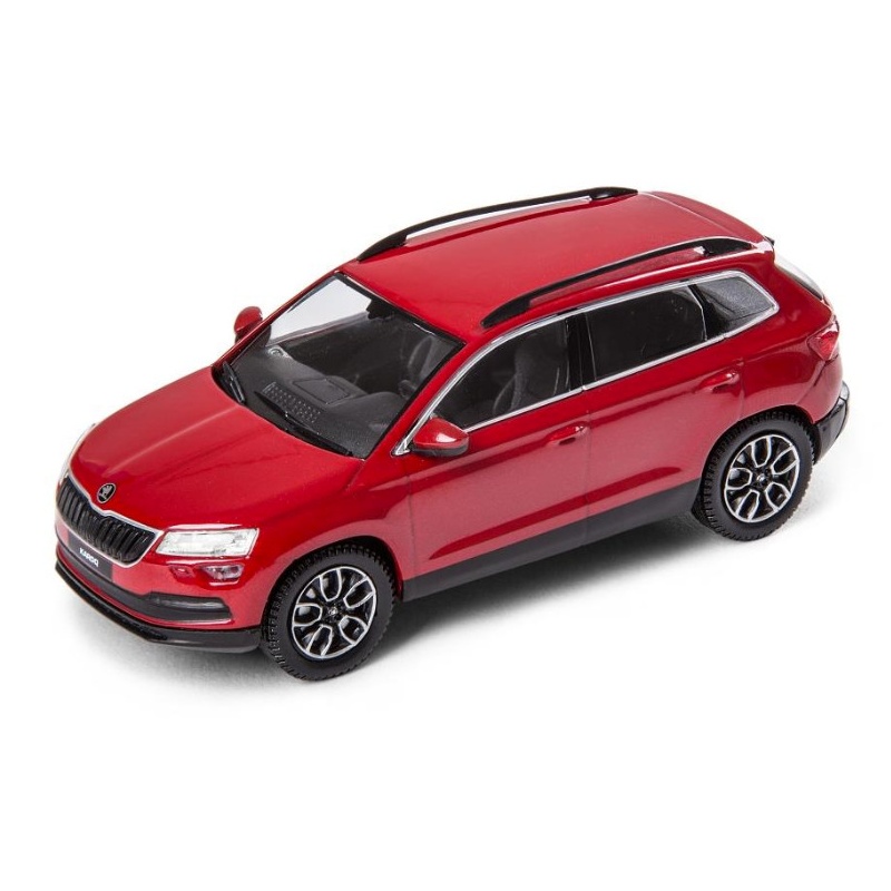 Modelis Karoq 1:43 raudonas aksomas